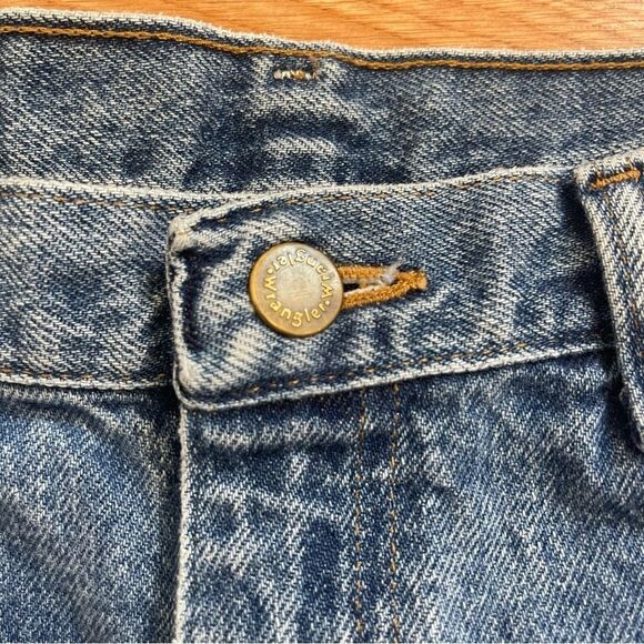 VINTAGE WRANGLER High Waisted Cut Off Medium Wash Denim Shorts Retro Sz 34 - Picture 5 of 5